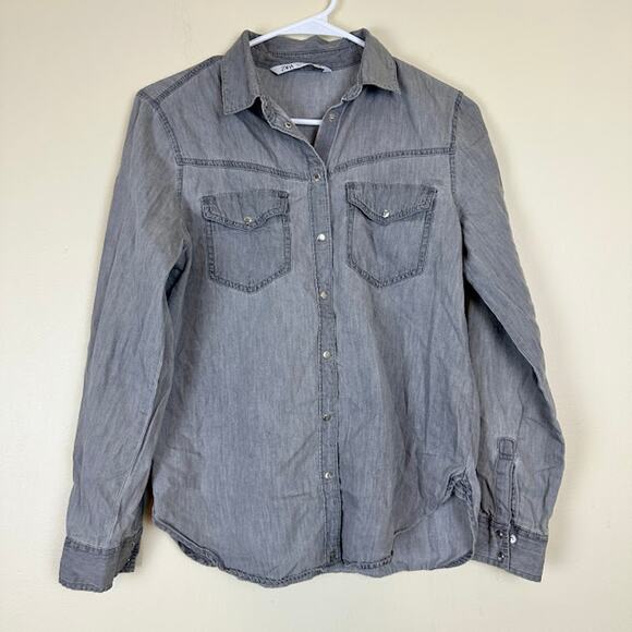 ZARA Denim Chambray Long Sleeve Button Down Shirt with Pockets Gray Size S - Picture 2 of 9